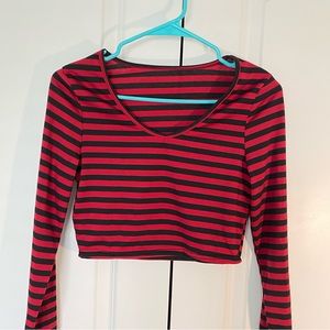 Striped long sleeve crop top ❤️🖤❤️🖤